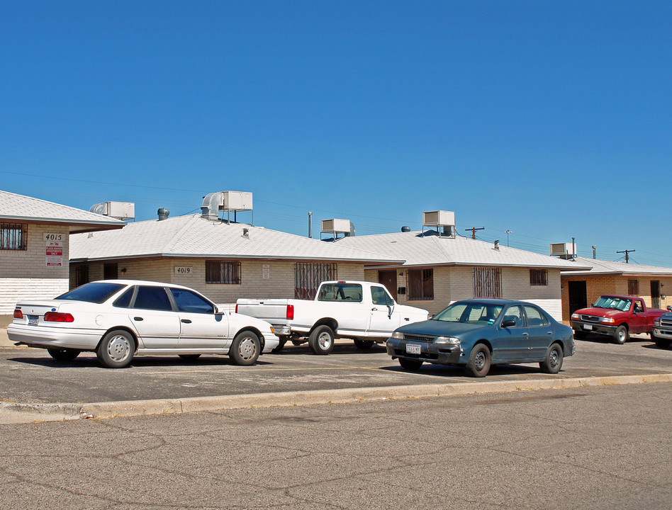 4015-4019 Leavell Ave in El Paso, TX - Building Photo