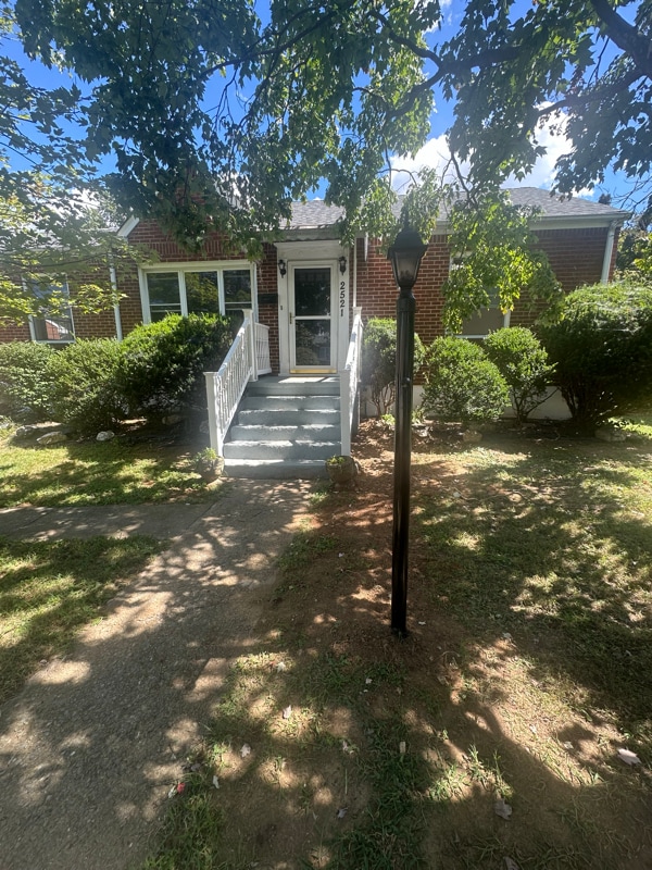property at 2521 Chatham St NW