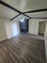 7810 Mirage Valley Dr in Dallas, TX - Building Photo - Building Photo