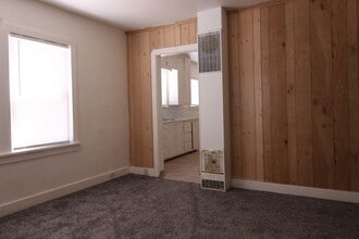 814 Martin St in Klamath Falls, OR - Building Photo - Building Photo