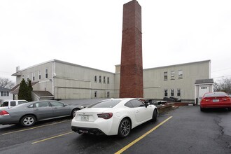 Dearborn House in Hampton, NH - Building Photo - Building Photo