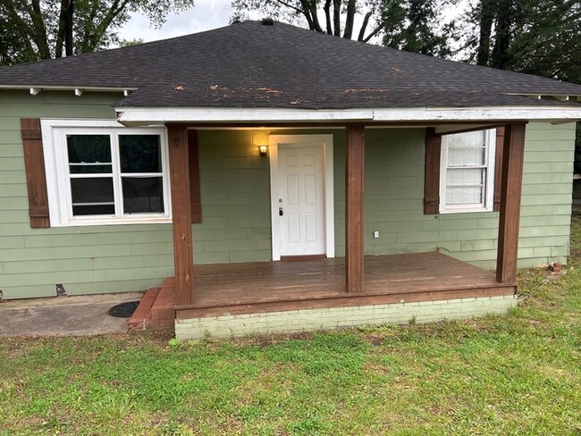 property at 916 2nd Ave