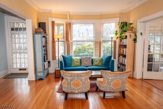 110 Montclair Ave in Montclair, NJ - Building Photo - Building Photo