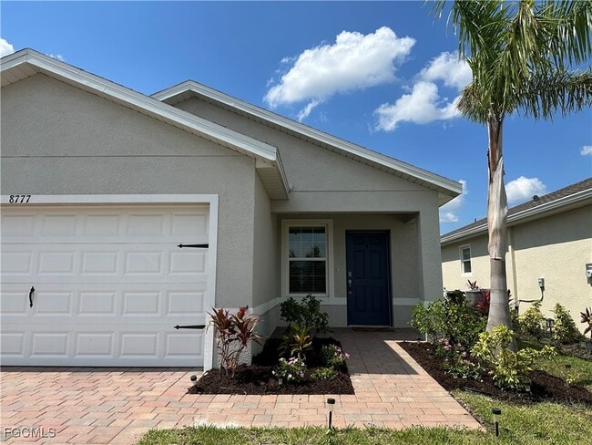 8777 Swell Brooks Ct in North Fort Myers, FL - Building Photo - Building Photo