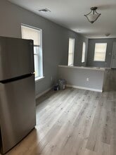 140 Gum St, Unit 140 B Upstairs Unit in Bangor, PA - Foto de edificio - Building Photo