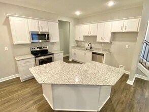 101 Carolina Cir in Senatobia, MS - Building Photo - Building Photo