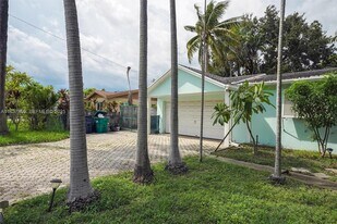 11121 SW 203rd Terrace in Cutler Bay, FL - Building Photo