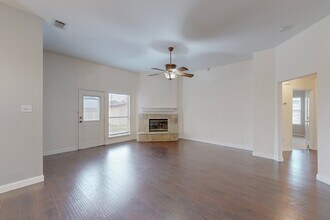 7218 Maplewood Dr in Rowlett, TX - Building Photo - Building Photo