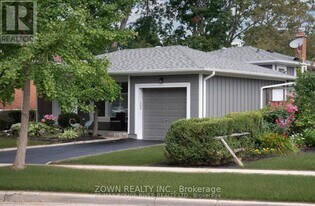 29 Rodarick Dr in Toronto, ON - Building Photo