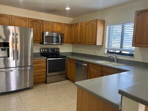 4663 Cherry Rd in West Palm Beach, FL - Building Photo - Building Photo
