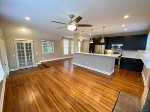 2060 Tuller St in Columbus, OH - Building Photo - Building Photo