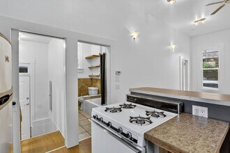 924 N Mason St in Portland, OR - Building Photo - Building Photo