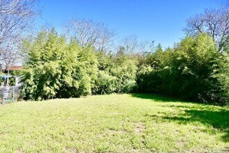 1758 Amanda St in San Antonio, TX - Foto de edificio - Building Photo