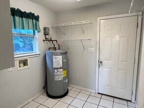 395 Lake Holley Cir in Defuniak Springs, FL - Building Photo - Building Photo