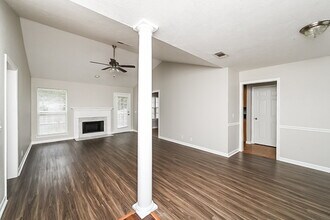 7313 Ole Nottingham Dr in Nashville, TN - Building Photo - Building Photo