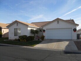 210 N Mall Dr in Saint George, UT - Building Photo