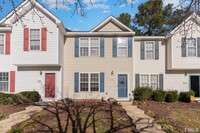 2246 Violet Bluff Ct in Raleigh, NC - Foto de edificio - Building Photo