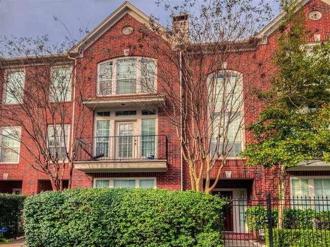 property at 1310 W Webster St