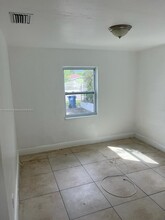 444 NW 80th St in Miami, FL - Building Photo - Building Photo