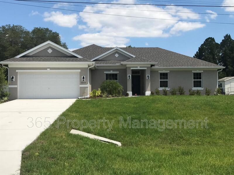 3044 S Haberland Blvd in North Port, FL - Building Photo