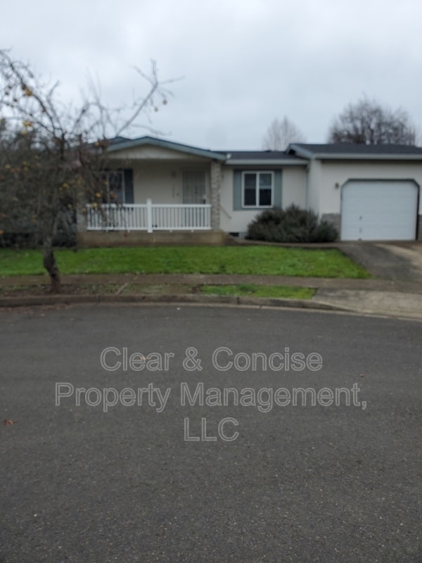 property at 1222 Bramblewood Ln