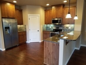 3532 Hepburn St NE in Lacey, WA - Building Photo - Building Photo