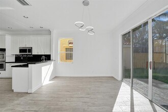 2508 Cardaman Ave in Hollywood, FL - Building Photo - Building Photo