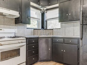 1321 Campbell Rd in Oklahoma City, OK - Building Photo - Building Photo