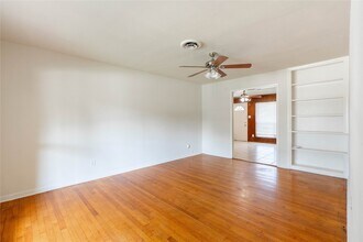 2522 Patricia Ln, Unit 2 in Garland, TX - Building Photo - Building Photo
