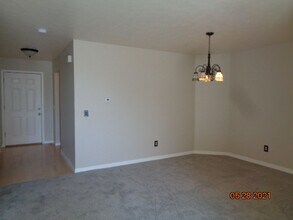 10603 W Dumbarton Cir in Littleton, CO - Building Photo - Building Photo