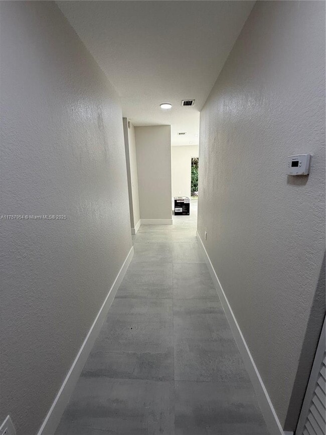 7620 NW 38th Ct in Hollywood, FL - Building Photo - Building Photo