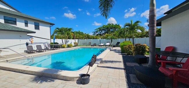1429 Cape Coral Pky W, Unit #5