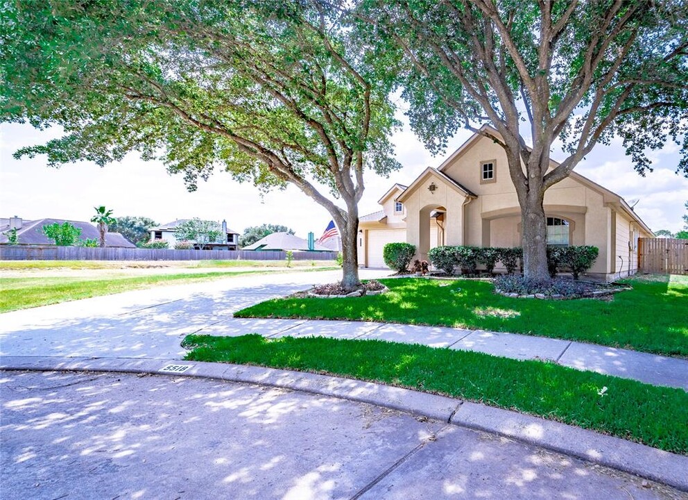 5518 Bentwood Elm St in Spring, TX - Building Photo