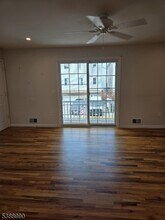 89 Sumo Village Ct in Newark, NJ - Building Photo - Building Photo