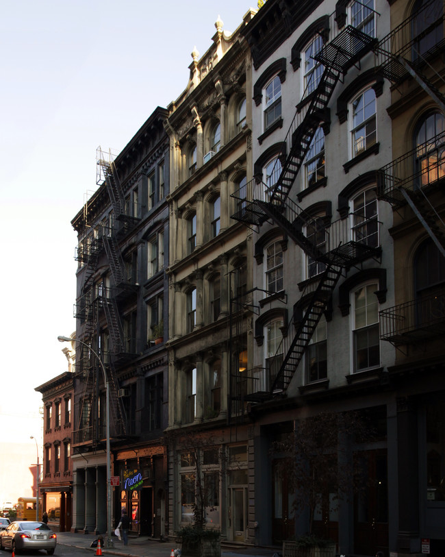 40 White St in New York, NY - Foto de edificio - Building Photo