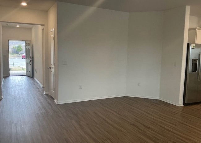 property at 146 Grissom Dr