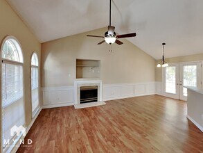 11721 Long Forest Dr in Charlotte, NC - Building Photo - Building Photo