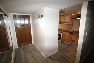 7932 E Rosewood St in Tucson, AZ - Building Photo - Building Photo