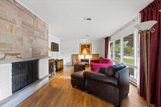 605 Lill St in Barrington, IL - Building Photo - Building Photo