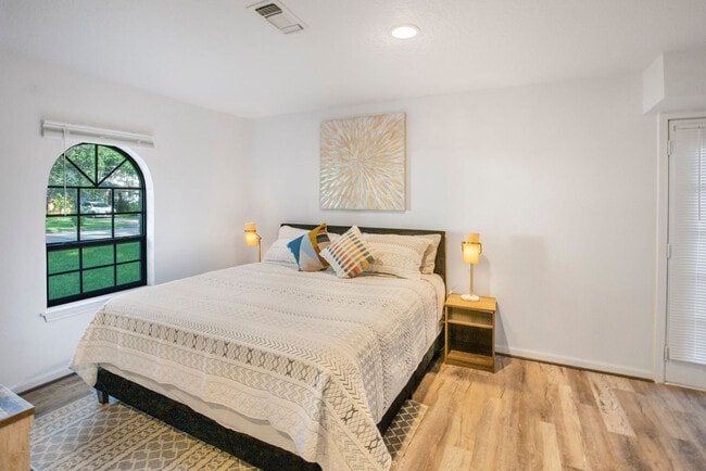 property at 206 St Cloud Dr