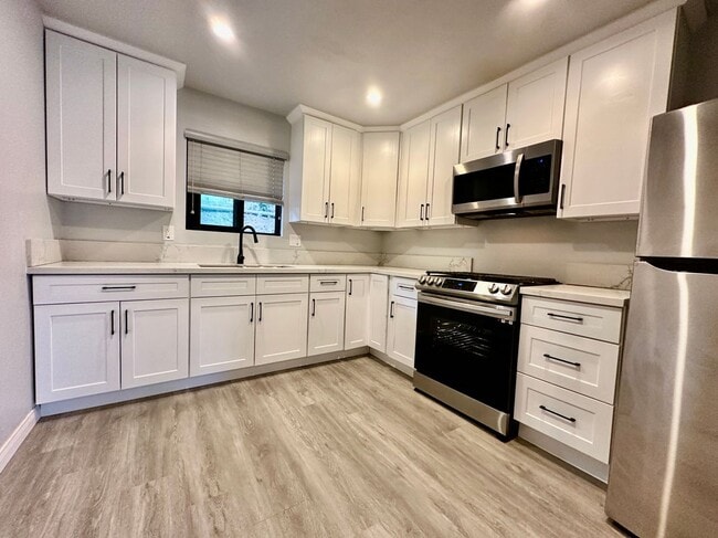 1362 Club View Dr in Big Bear Lake, CA - Building Photo - Building Photo