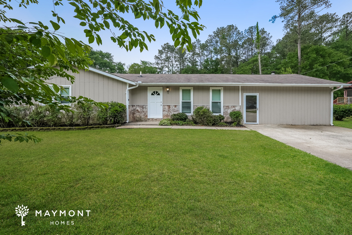 35 Carriage Trce in Stockbridge, GA - Building Photo