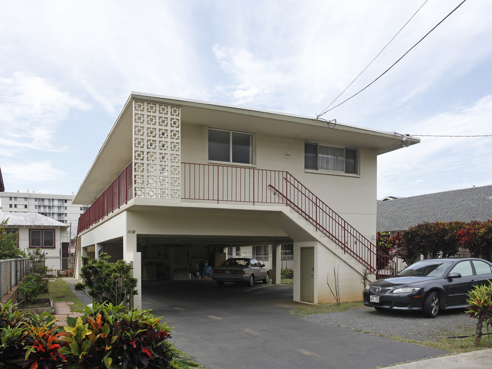 810 Wiliwili St in Honolulu, HI - Foto de edificio