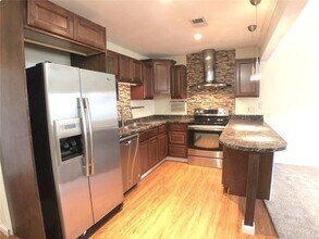 425 Ponderosa Ave in O'Fallon, IL - Building Photo - Building Photo