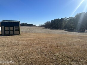 8449 Buck Deans Rd in Middlesex, NC - Building Photo - Building Photo