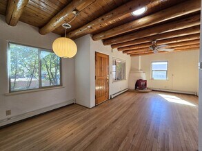 1823 Tewa Rd in Santa Fe, NM - Building Photo - Building Photo