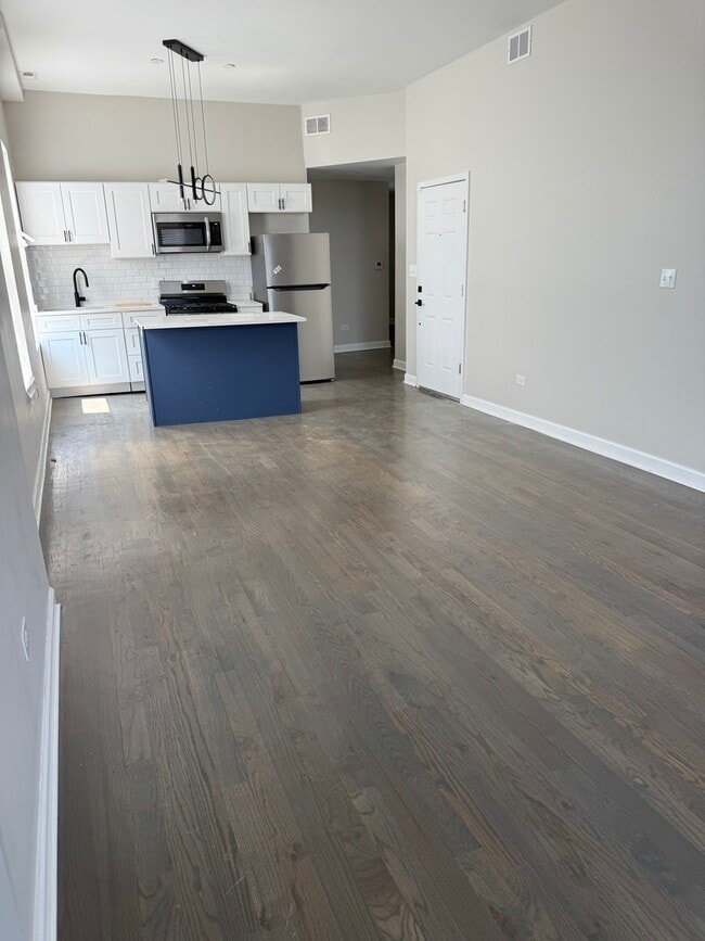 5910 S Michigan Ave in Chicago, IL - Building Photo - Building Photo