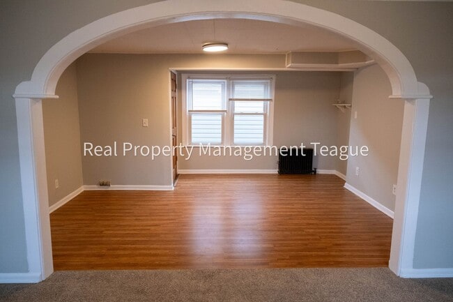 property at 1 S Main St