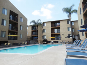 Lassen Village in Northridge, CA - Building Photo - Building Photo