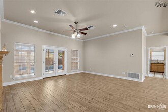 5405 Blazing Star Ln in Wichita Falls, TX - Building Photo - Building Photo